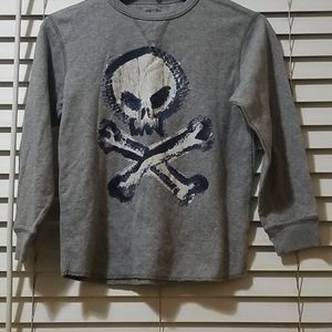 BOYS GAP SKULL & BONES GRAY THERMAL SHIRT MEDIUM